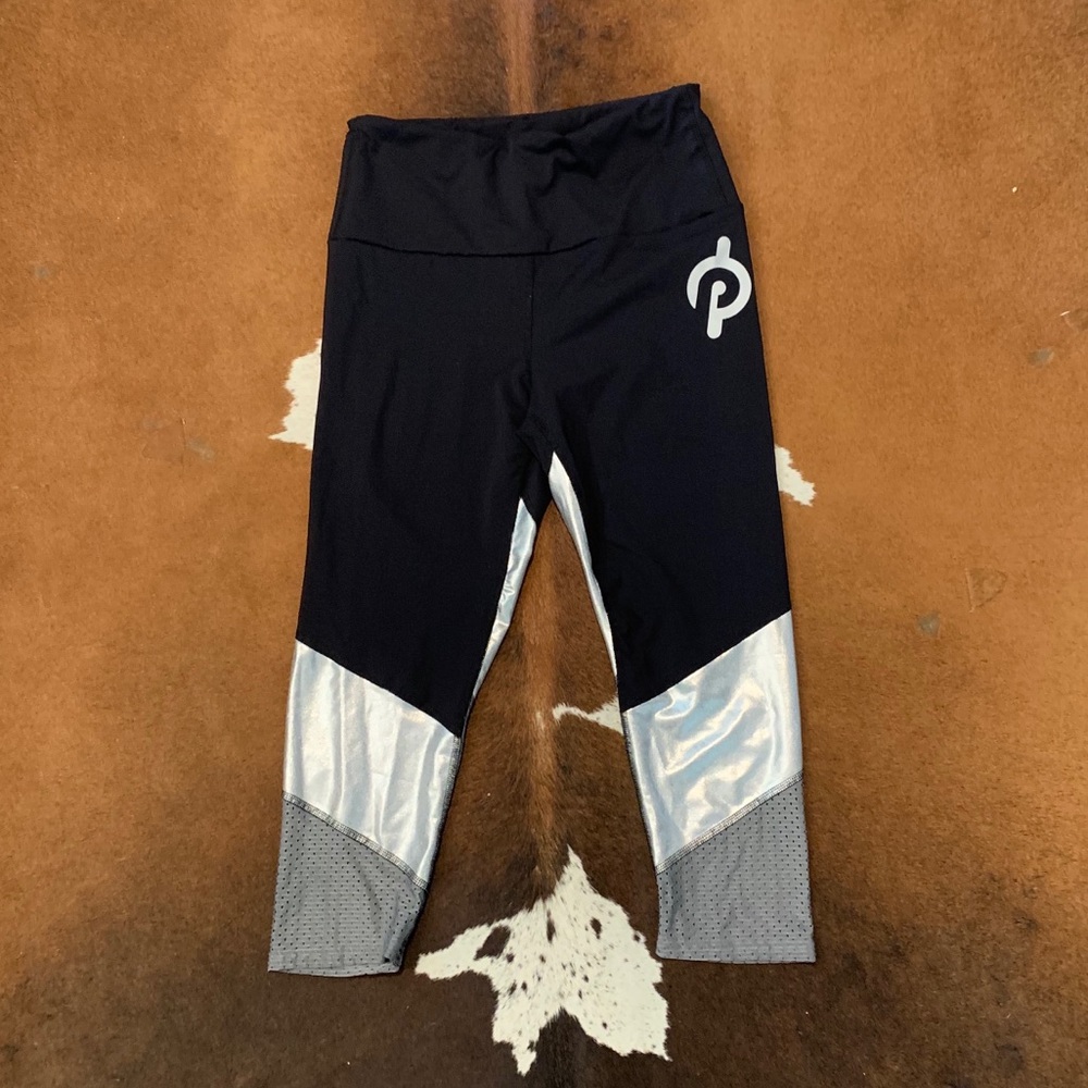 Peloton Pheel crop Sz M EUC